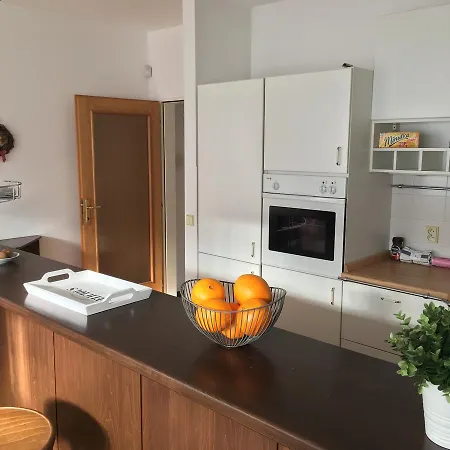 Appartement Center Maisonette With Terrace And Balcony